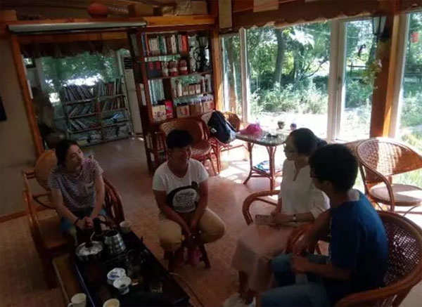 大学生村官姜佳佳